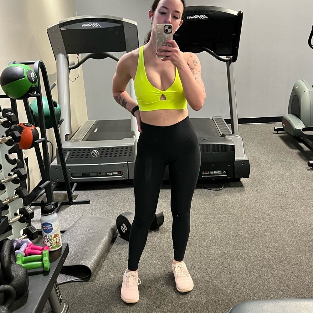 Neon Yellow Fabletics Oasis Twist Bra